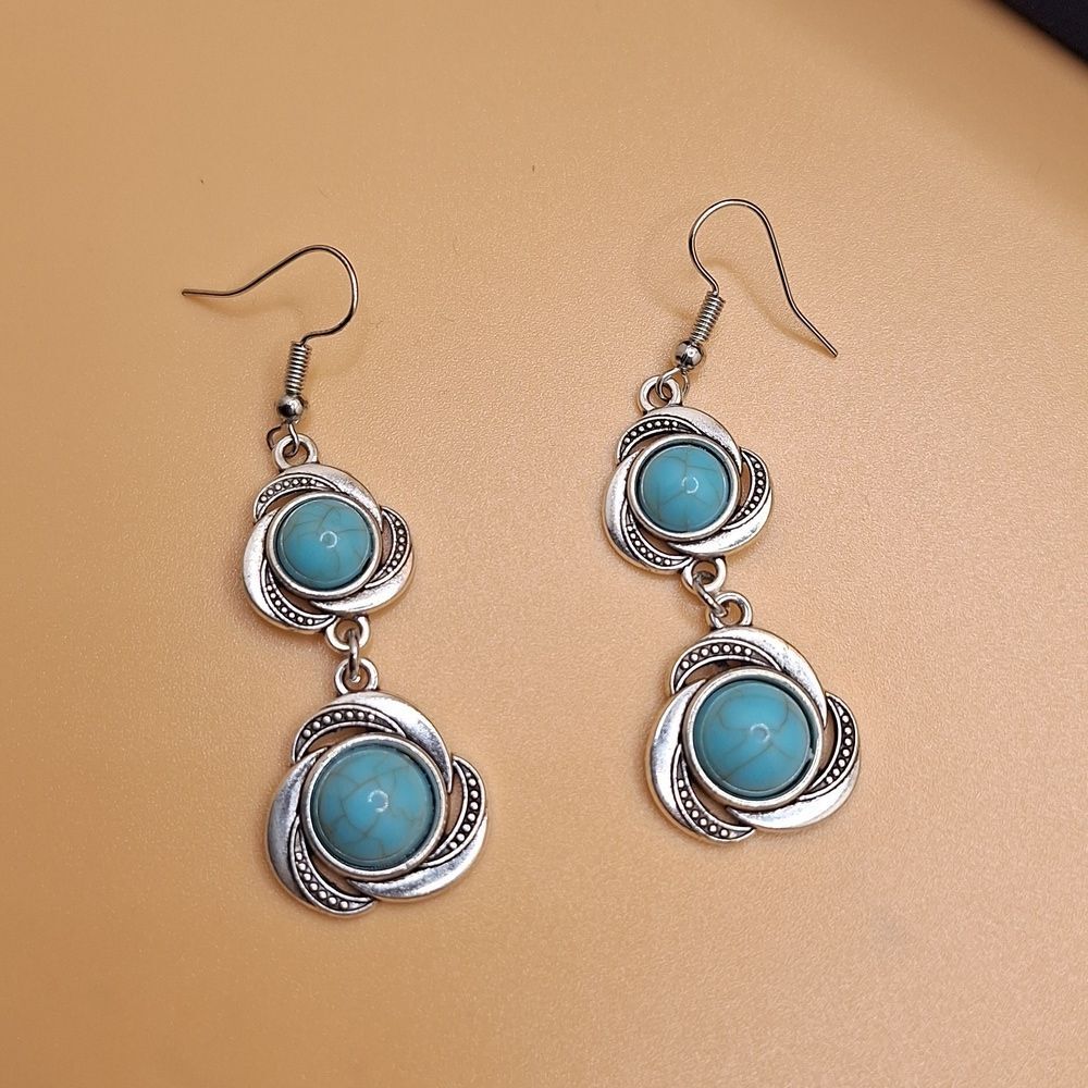 Silver turquoise Minimalist Earrings
